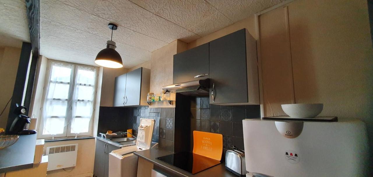 Au Coeur De La Barbacane ! Apt Avec Climatisation Apartment Carcassonne Luaran gambar